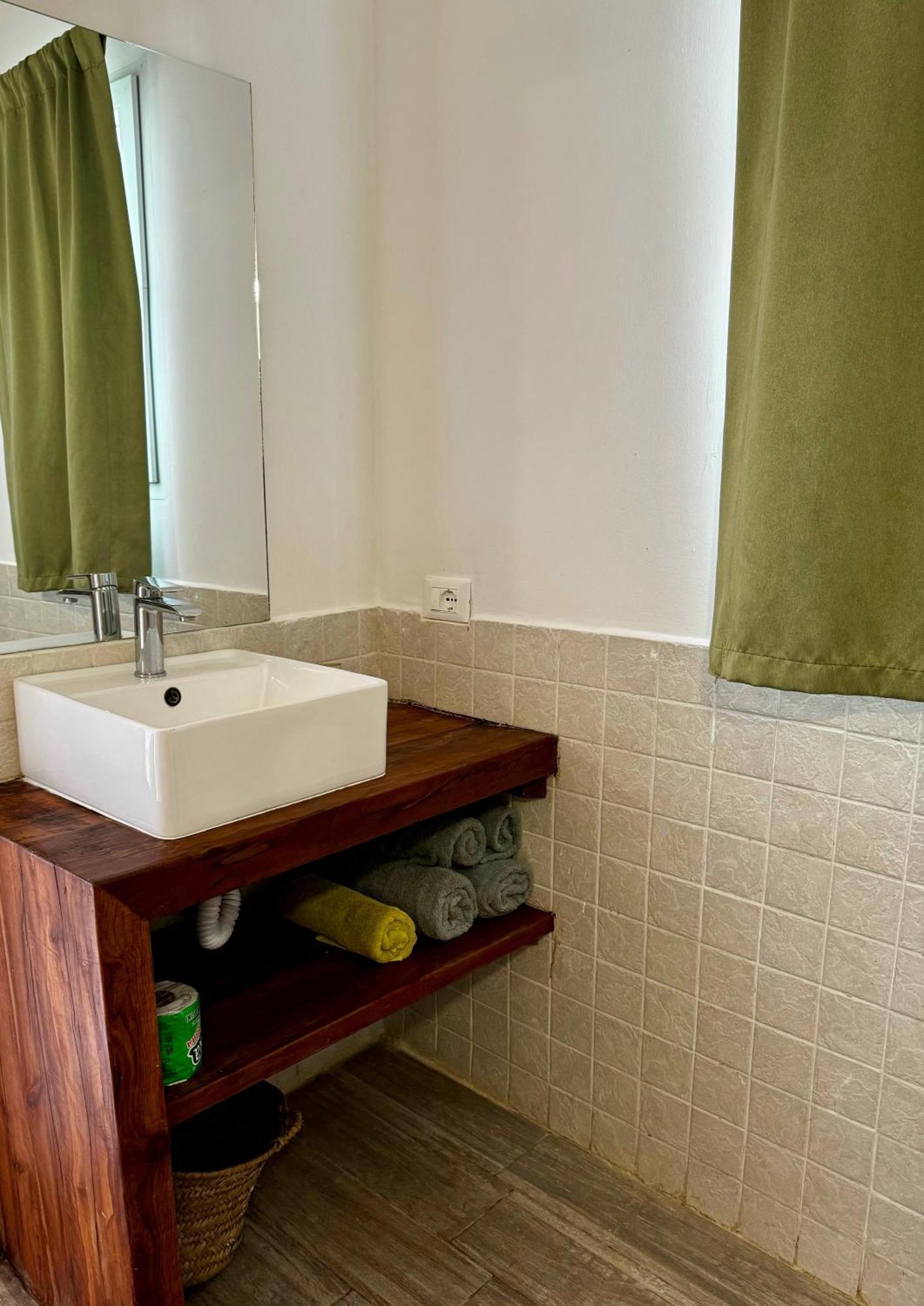 La Base Hotel Kiwengwa (Zanzibar) Dış mekan fotoğraf